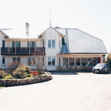 Atputas Vieta Buki Hotell Ventspils Exteriör bild